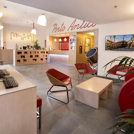 فندق Western Porto Antico 3*