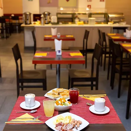 Western Porto Antico فندق
